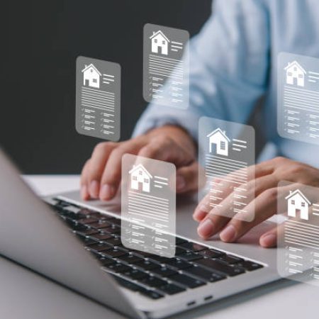 istockphoto-1567383839-612×612 Real estate concept business, home insurance and real estate protection. Buy and sell houses and real estate online on a virtual screen